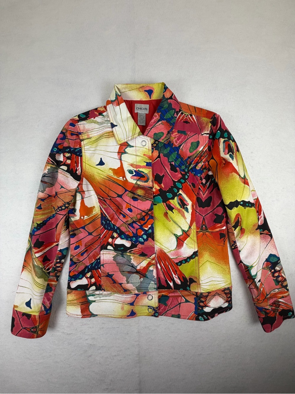 Chico’s Abstract Print Cropped Jacket Size 0 Art‎ to Wear Statement Jacket